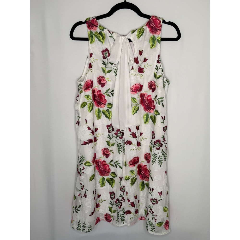 ECI New York Embroidered Floral Sleeveless Shift Dress White Rose Size Large - Picture 5 of 7